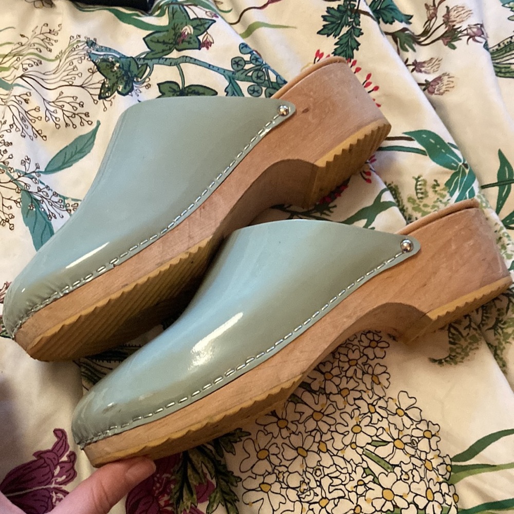 Figure Decorative clogs - Picture 2 of 4